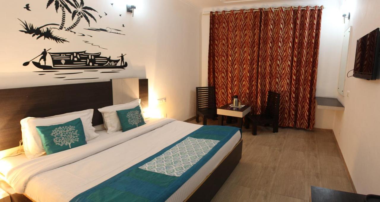 Hotel Vatika - The Riverside Resort ダラムシャーラー エクステリア 写真